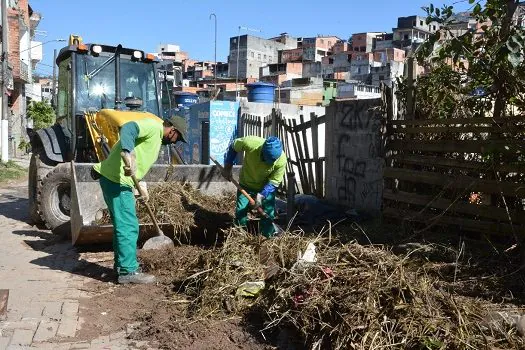 Programa ‘Meu Bairro Limpo’ chega ao Jardim Hélida