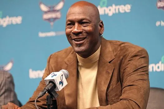 Michael Jordan lucra R$ 37 milhões com chegada de Messi ao Paris Saint-Germain