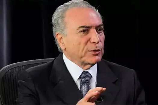 Temer defende revogação de perdão de Bolsonaro a Silveira