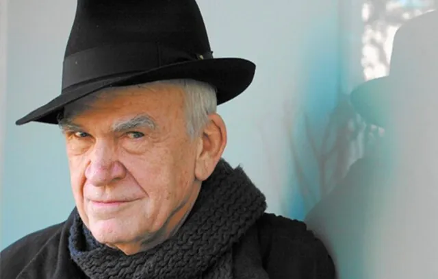 Morre Milan Kundera