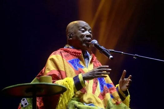 Milton Nascimento justifica ausência no Grammy 2025 em nota