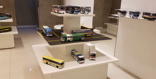 Shopping Praça da Moça recebe exposição de miniaturas de ônibus