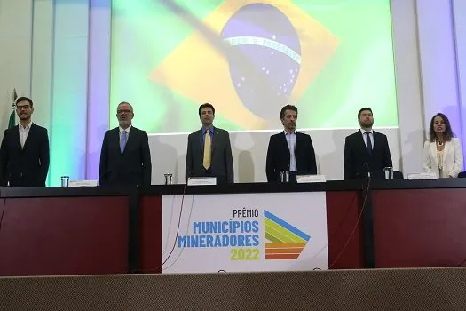 Ministério entrega prêmio a municípios que têm atividade de mineração