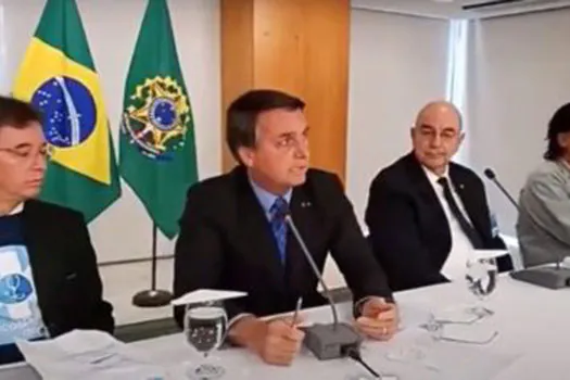 Reunião de Bolsonaro com ‘gabinete paralelo’ da Saúde vaza e vira foco da CPI