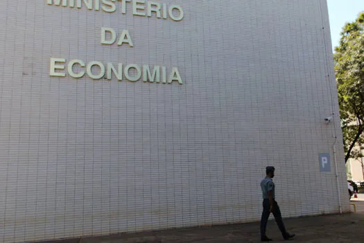 Governo estabelece ponto facultativo em 11 de outubro