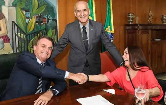 Regina Duarte diz sim a Bolsonaro e é a nova secretária especial da Cultura