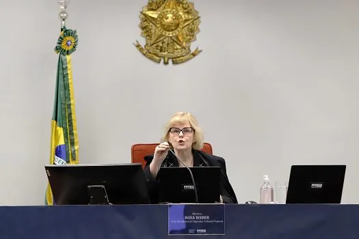 Rosa Weber dá 10 dias para Lira e Pacheco explicarem fundão de R$ 5,7 bilhões