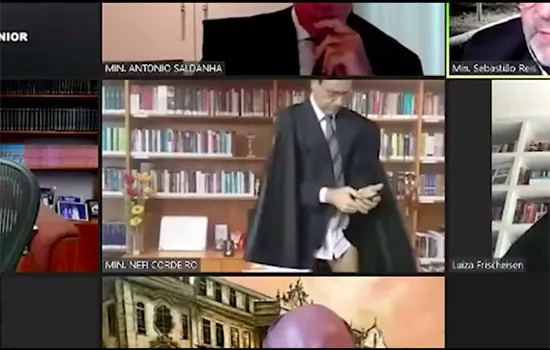 Ministro do STJ aparece de cueca em sessão virtual da corte