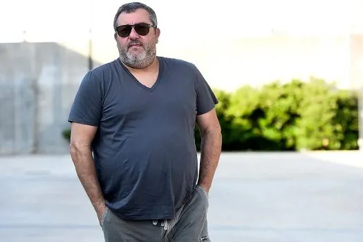 Morre Mino Raiola, responsável por gerir a carreira de grandes nomes do futebol