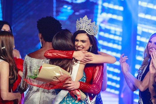 Bianca Lopes é eleita Miss Universo São Paulo em noite de gala em Ribeirão Preto