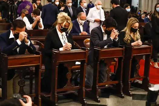 Missa de sétimo dia de Bruno Covas é celebrada na Catedral da Sé