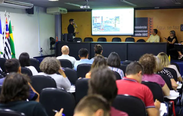 Santo André apresenta diagnóstico da mobilidade urbana