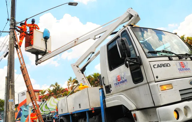 Santo André alcança modernização da iluminação pública em 60% da cidade