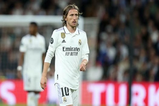 Ancelotti defende renovação de Modric e destaca importância do meia para o Real Madrid