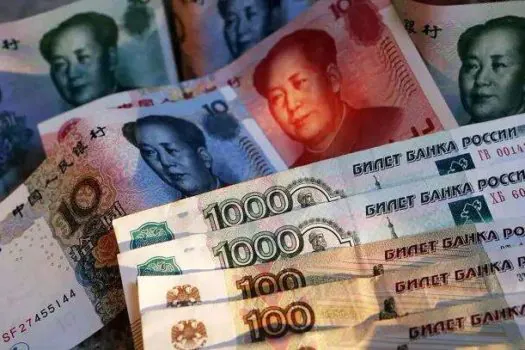 Trocas do Brasil com China em renminbi não tiram dependência do dólar, dizem analistas