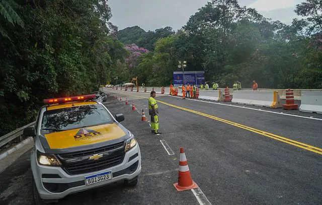 DER atuou no Litoral Norte e entregou mais 24 obras viárias em fevereiro