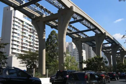 Monotrilho: Metrô demite três funcionários que trabalhavam durante colisão de trens