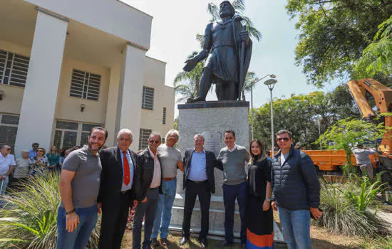 Monumento a João Ramalho ganha novo endereço