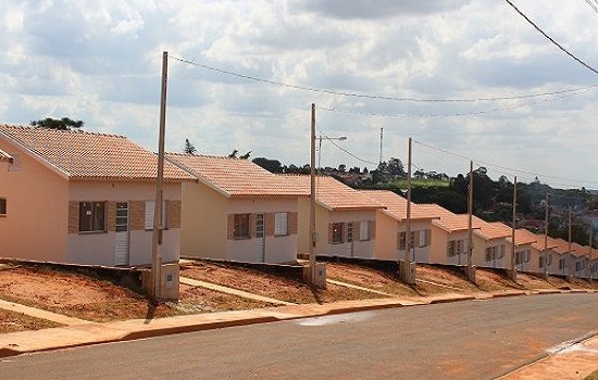 Governo Federal entrega 252 moradias a famílias de baixa renda de Botucatu (SP)