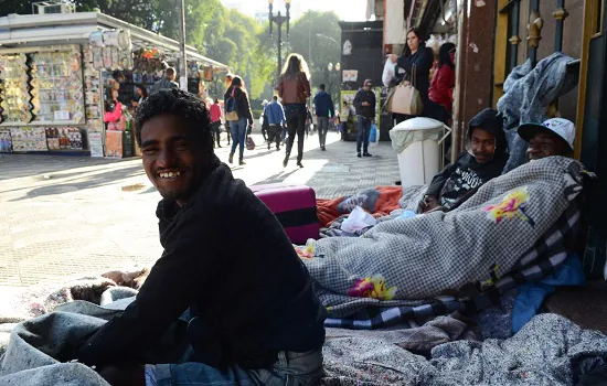 Arte esquenta a Arte: SP anuncia campanha do agasalho para artistas em situação de rua