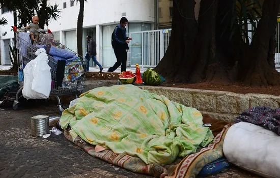 Prefeitura de SP acolhe 224 pessoas em situação de rua durante a madrugada