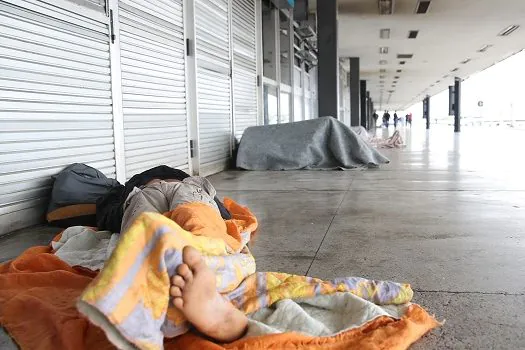 Capital paulista acolhe 272 pessoas em situação de rua durante a madrugada fria