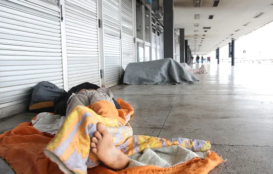 Capital paulista acolhe 272 pessoas em situação de rua durante a madrugada fria