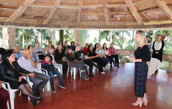 Moradores são certificados em curso do Sebrae-SP em gestão para artesãos