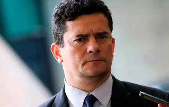 Moro: senador vai à PGR contra ministro do TCU por suposto abuso de autoridade