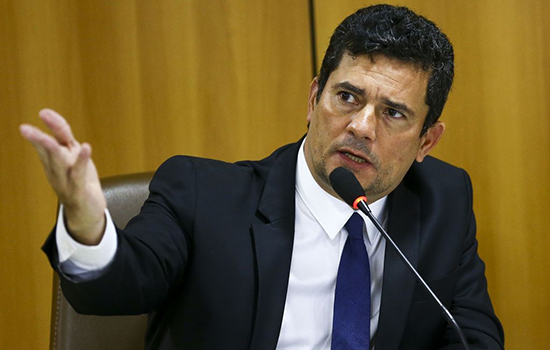 Moro cita governos do PT e diz que gestões anteriores garantiram autonomia à PF