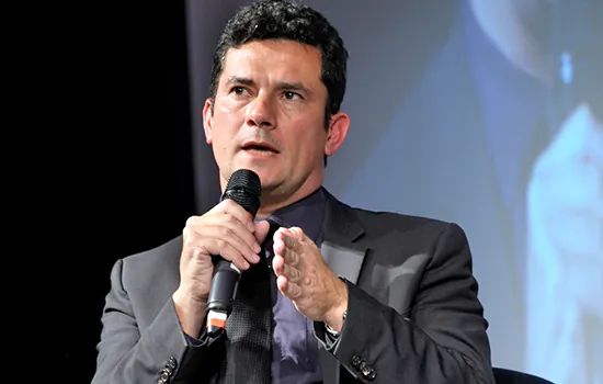 Moro pede para Congresso se debruçar sobre projeto de segurança pública