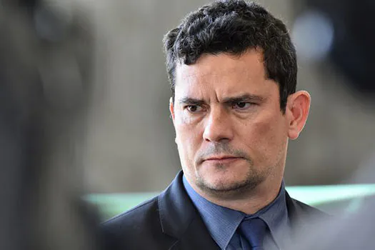 Moro recebe sugestão de levar pacote ao Senado