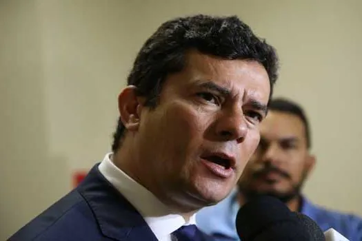 Moro diz que vai transferir líderes de facções responsáveis por massacre