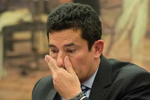 Moro sofre dissabores no comando da Justiça