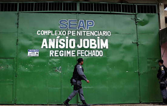 Chega a 55 o número de mortos em presídios de Manaus