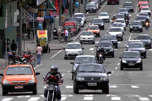 Motociclista fura bloqueio da Ponte Jânio Quadros e deixa dois mortos, em SP