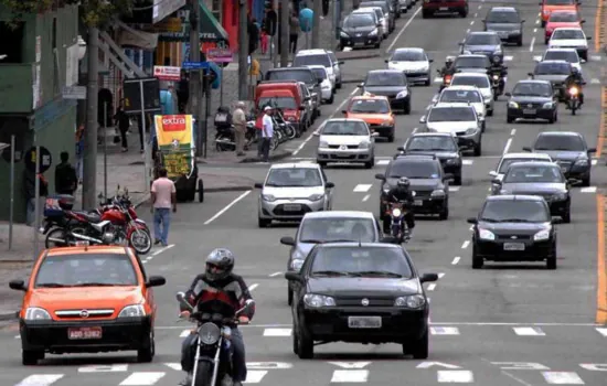 Motociclista fura bloqueio da Ponte Jânio Quadros e deixa dois mortos