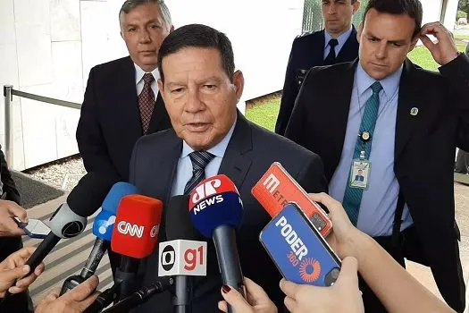 Mourão confirma Paulo Sérgio no lugar de Braga Netto e Freire Gomes no Exército