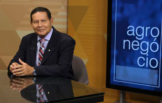 Vice-presidente Mourão quer fortalecer cooperação com a China