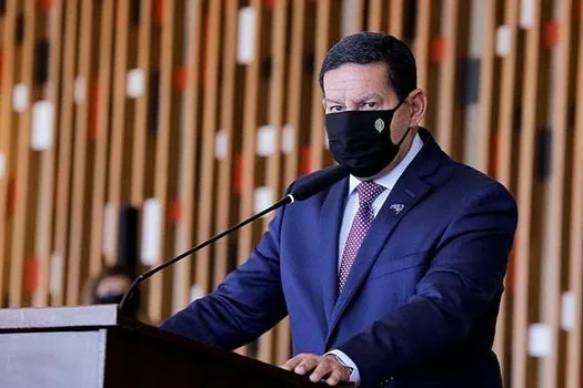 Mourão reafirma metas para redução de desmatamento na Amazônia