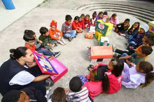 Dia Nacional do Livro Infantil é comemorado nas Salas de Leitura da rede estadual