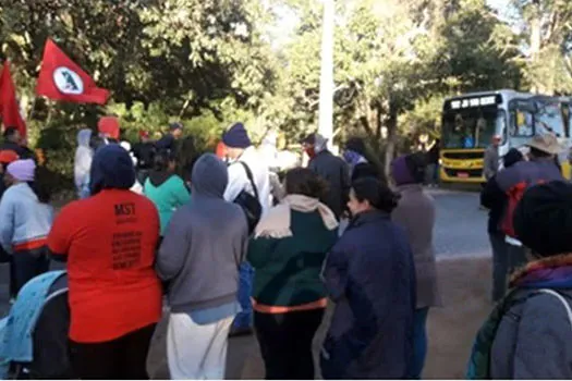 Motorista atropela manifestantes e mata idoso integrante do MST em Valinhos (SP)