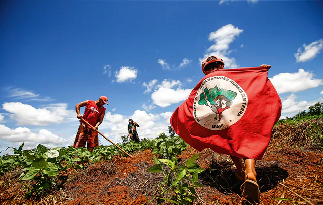 MST pressiona e governo promete ‘assentamentos emergenciais’ no País