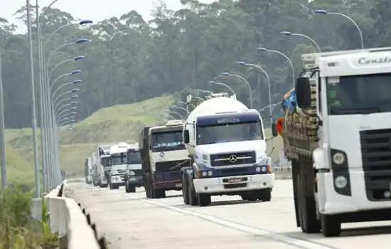 Participação feminina deve crescer no transporte de carga nos próximos anos