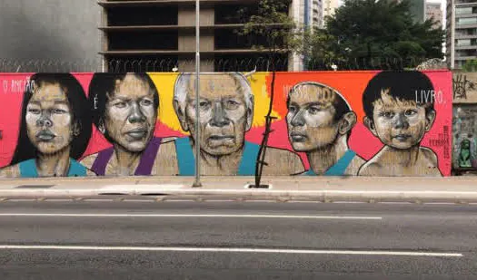 Tito Ferrara cria mural em homenagem aos povos indígenas afetados pela pandemia