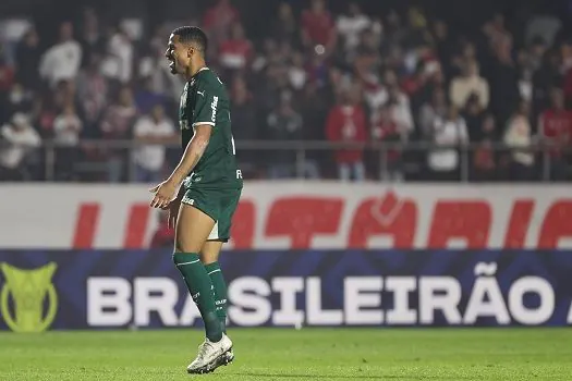 Murilo coroa “momento especial” no Palmeiras com gol da vitória no clássico