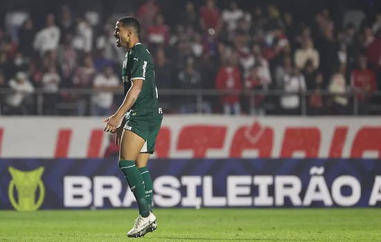 Murilo coroa “momento especial” no Palmeiras com gol da vitória no clássico