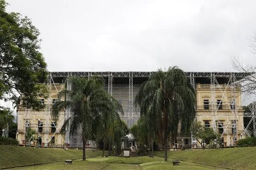 Museu Nacional começa restauração das fachadas e telhados