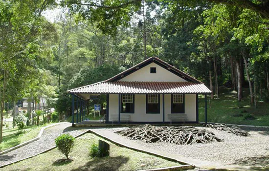 Dívida faz museu de Santos Dumont fechar as portas