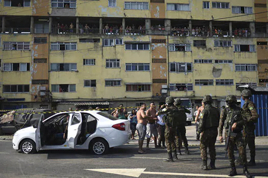 Além de músico morto após 80 disparos, Exército atirou em jovem pelas costas